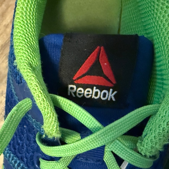 Kid Reebok blue and green shoes- size 13 - Picture 8 of 9